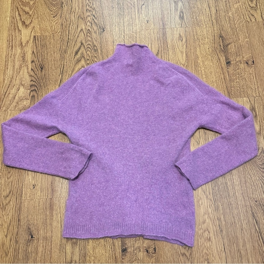 J.Crew Lavender Purple 100% Cashmere Long Sleeve knit soft mock neck sweater